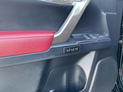 Used 2020 Lexus GX 460 Premium image 32