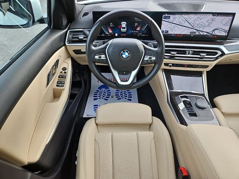Used 2023 BMW 330i xDrive Sedan w/ Driving Assistance Package AWD/4WD image 11