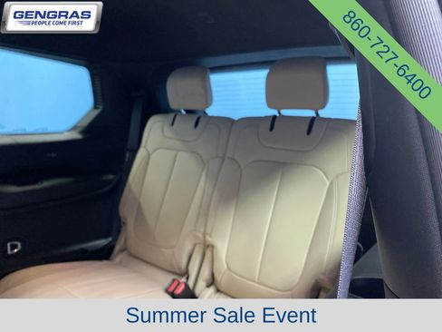 Used 2024 Jeep Grand Cherokee L Limited AWD/4WD image 28