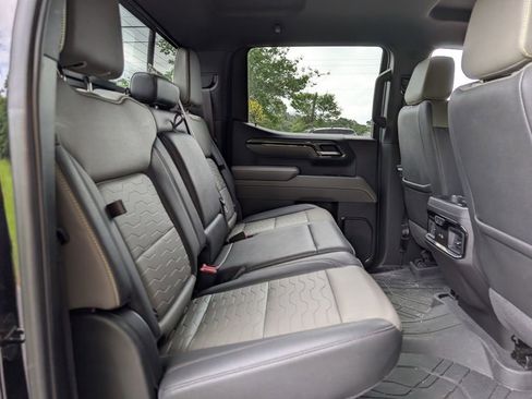 Used 2024 Chevrolet Silverado 1500 ZR2 w/ Technology Package AWD/4WD image 28