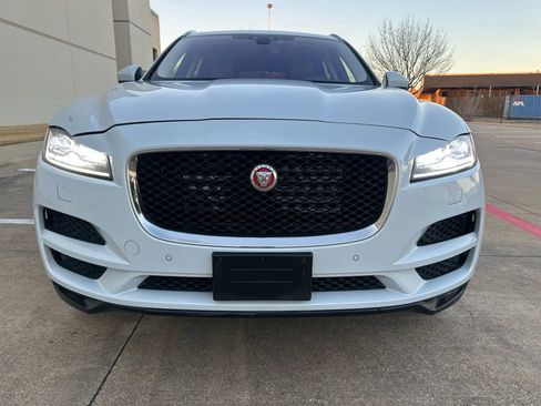 Used 2018 Jaguar F-PACE Portfolio image 3