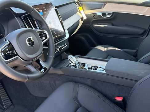New 2026 Volvo XC90 B6 Plus w/ Protection Package Premier image 21