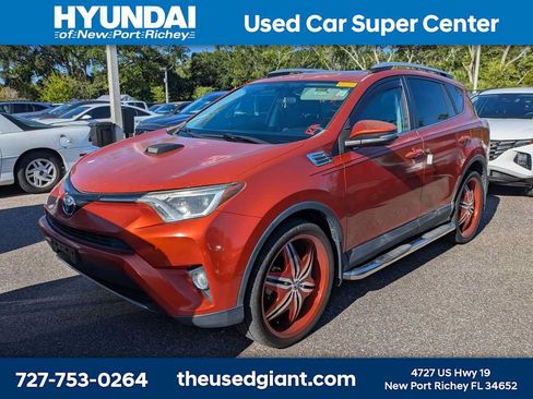 Used 2016 Toyota RAV4 XLE FWD image 1