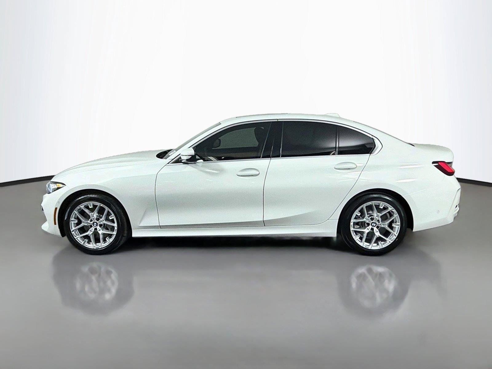 New 2026 BMW 330i xDrive Sedan w/ Premium Package AWD/4WD image 8