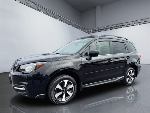 Used 2018 Subaru Forester 2.5i Limited AWD/4WD image 11