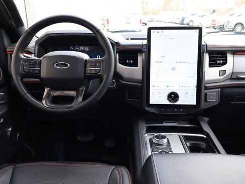 Used 2024 Ford Expedition Timberline image 6