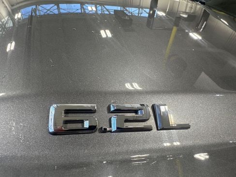 Used 2019 Chevrolet Silverado 1500 LTZ w/ LTZ Premium Package AWD/4WD image 21