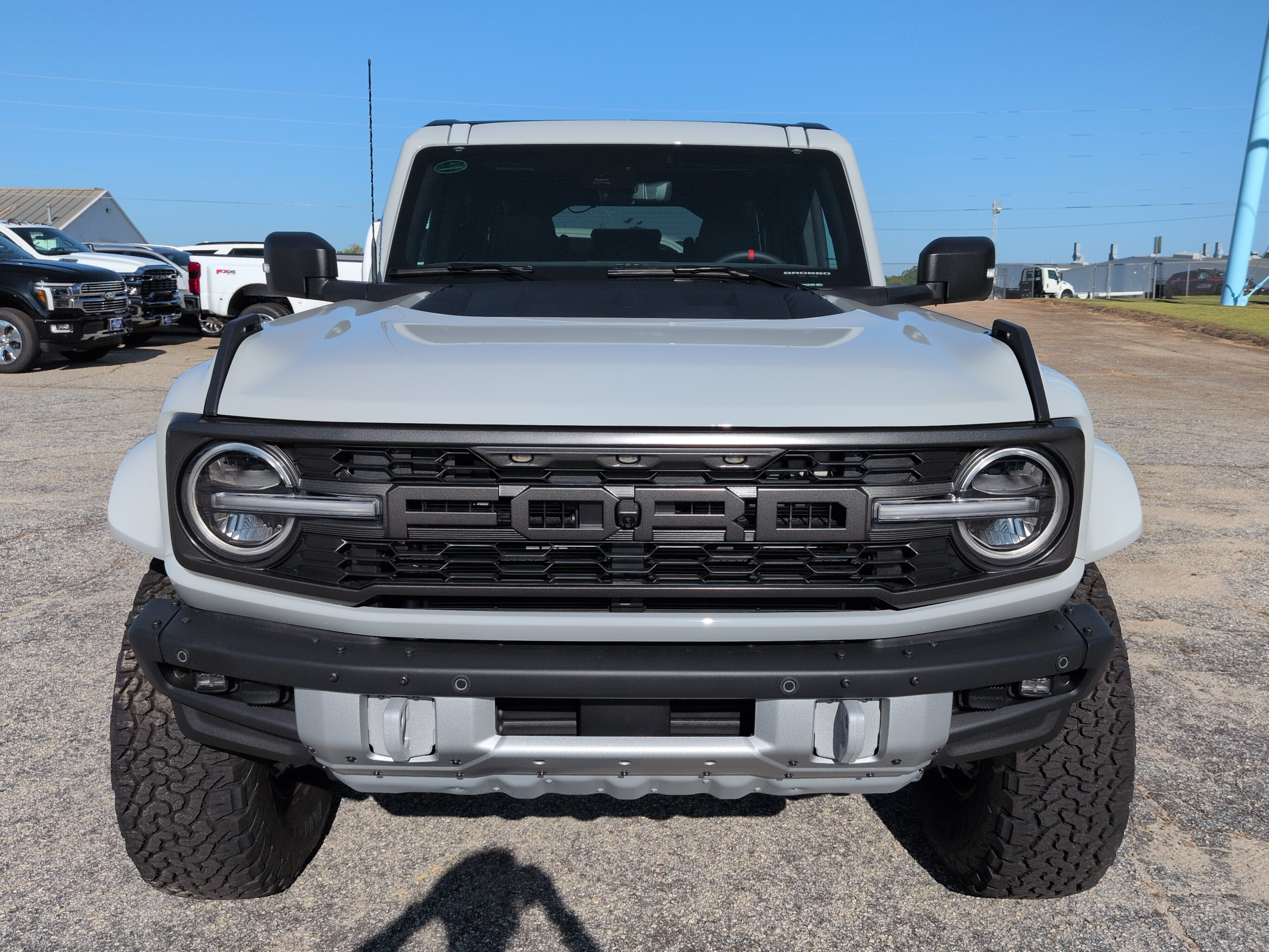 New 2026 Ford Bronco Raptor w/ Interior Carbon Fiber Pack AWD/4WD image 7