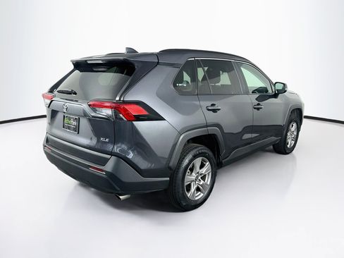Used 2025 Toyota RAV4 XLE FWD image 9