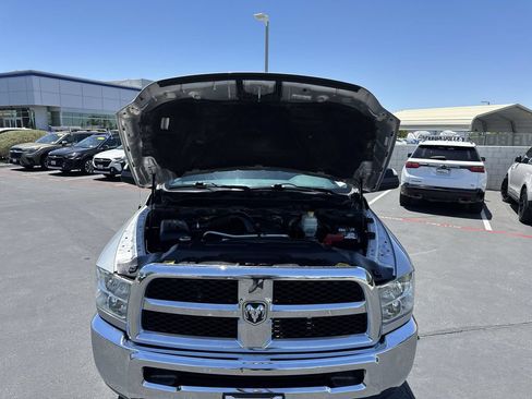 Used 2014 RAM 2500 SLT RWD image 17