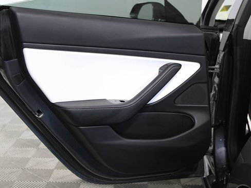 Used 2019 Tesla Model 3 Standard Range Plus RWD image 20