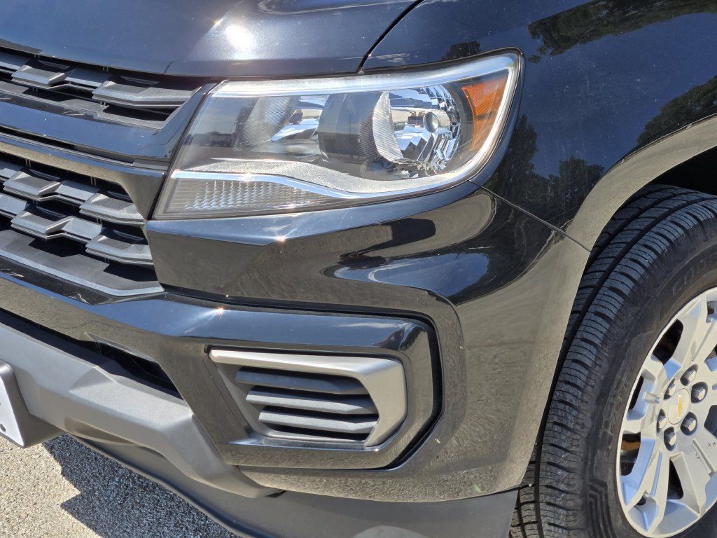 Used 2022 Chevrolet Colorado LT w/ Fleet Safety Package RWD image 9