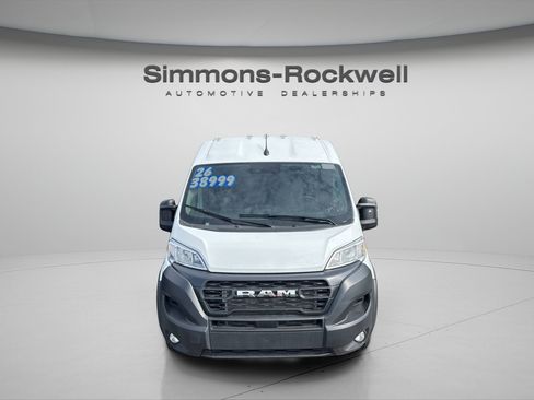 Used 2026 RAM ProMaster 2500 w/ Convenience Group FWD image 8