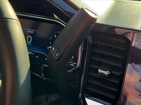 Used 2024 Chevrolet Silverado 2500 LTZ AWD/4WD image 12