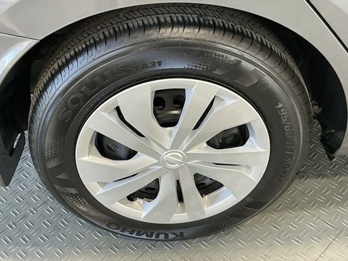 Used 2024 Nissan Versa S image 27