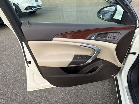 Used 2015 Buick Regal Premium w/ Driver Confidence Package #2 image 10