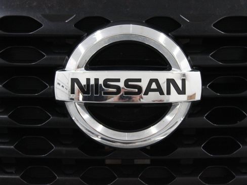 Used 2020 Nissan Kicks S FWD image 27