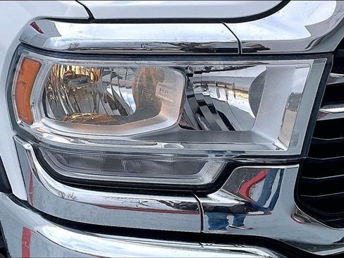 Used 2019 RAM 2500 Big Horn image 30