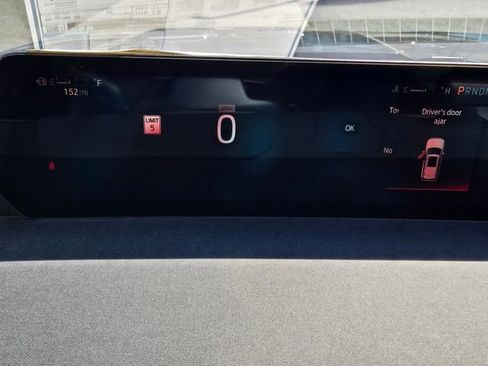 Certified 2025 Ford Expedition Active image 19