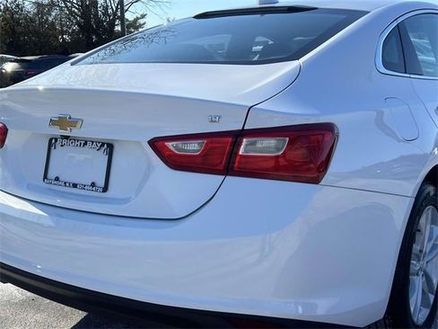 Used 2018 Chevrolet Malibu LT image 6