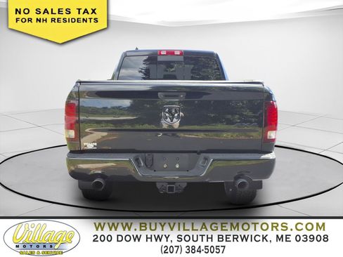 Used 2016 RAM 1500 Sport w/ Black Ram 1500 Sport Group AWD/4WD image 5