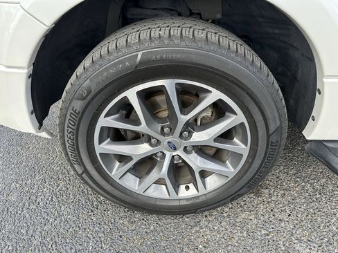 Used 2017 Ford Expedition XLT w/ Equipment Group 202A image 11