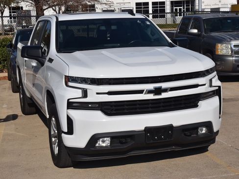 Used 2020 Chevrolet Silverado 1500 RST image 4