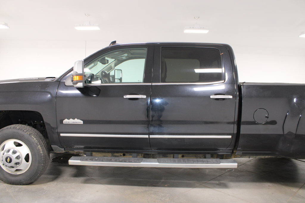 Used 2016 Chevrolet Silverado 3500 High Country w/ Duramax Plus Package AWD/4WD image 6