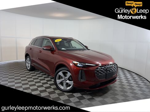 Used 2025 Audi Q5 Premium Plus w/ Premium Plus image 1