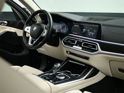 Used 2022 BMW X7 xDrive40i w/ Executive Package image 40