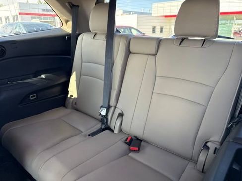 Used 2018 Honda Pilot Elite image 6