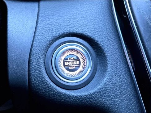 Used 2021 Mercedes-Benz C 300 C 300 image 36