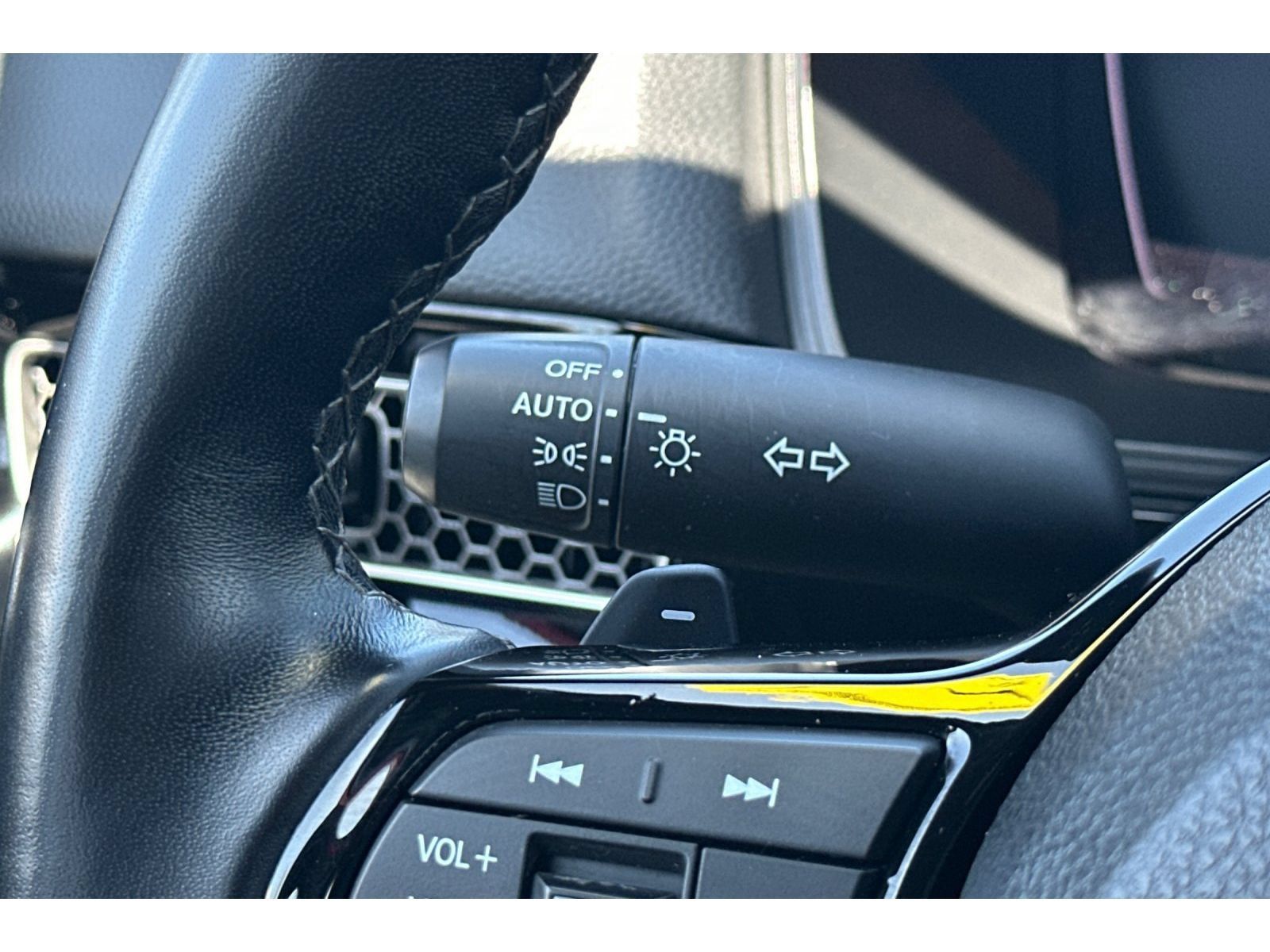 Used 2025 Honda Civic Sport image 35