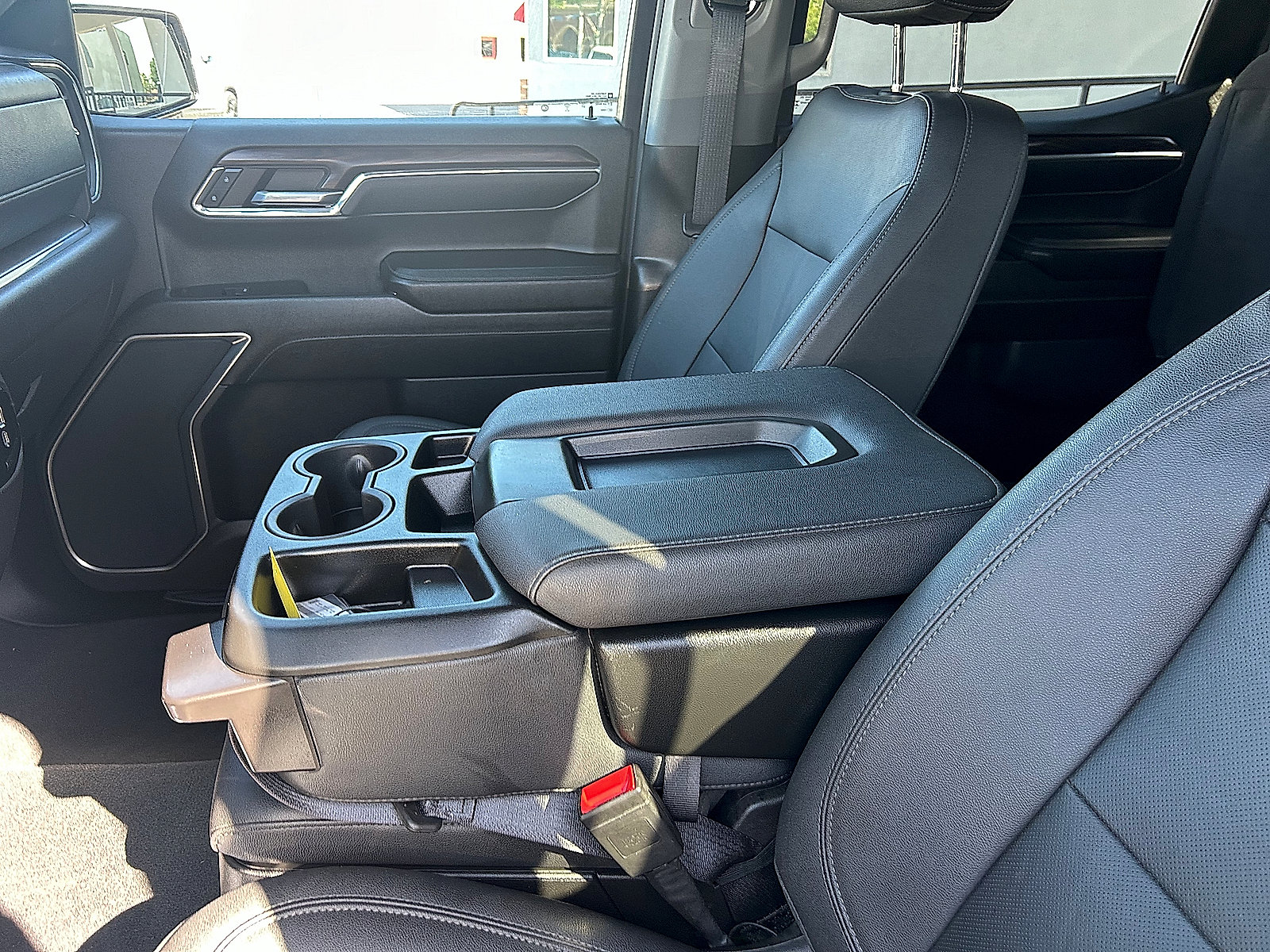 Used 2024 GMC Sierra 1500 SLT AWD/4WD image 20