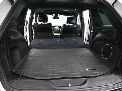 Used 2022 Jeep Grand Cherokee Limited w/ Tech Group image 24