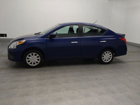 Used 2019 Nissan Versa SV FWD image 2