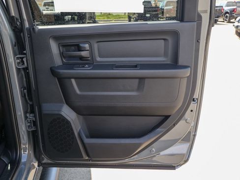 New 2026 RAM 2500 Tradesman AWD/4WD image 18