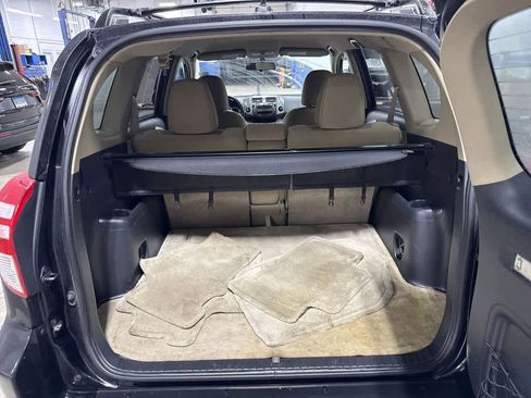 Used 2011 Toyota RAV4 4WD w/ Base L4 Extra Value Pkg image 11