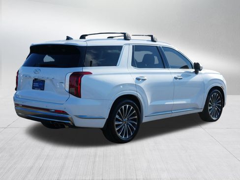 Used 2023 Hyundai Palisade Calligraphy image 7