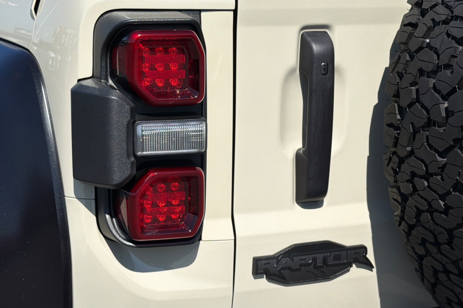 Certified 2026 Ford Bronco Raptor AWD/4WD image 27