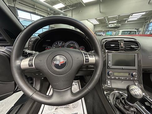 Used 2010 Chevrolet Corvette Grand Sport w/ Preferred Equipment Group image 7