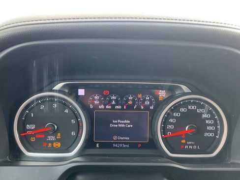 Used 2019 Chevrolet Silverado 1500 LTZ image 4