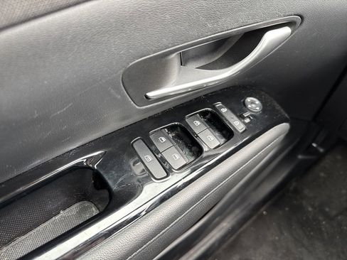 Used 2022 Hyundai Tucson Limited w/ Cargo Package image 28