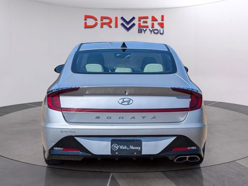 Used 2023 Hyundai Sonata SEL FWD image 5