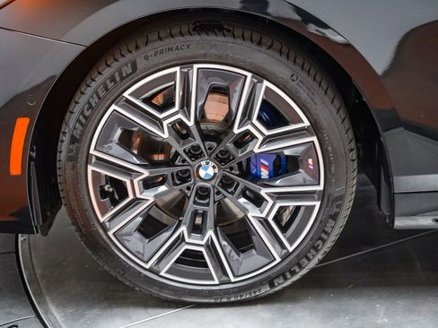 Used 2026 BMW 530i w/ M Sport Package RWD image 12