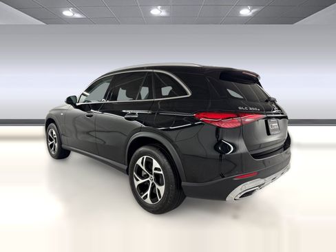 Certified 2025 Mercedes-Benz GLC 350e 4MATIC image 3