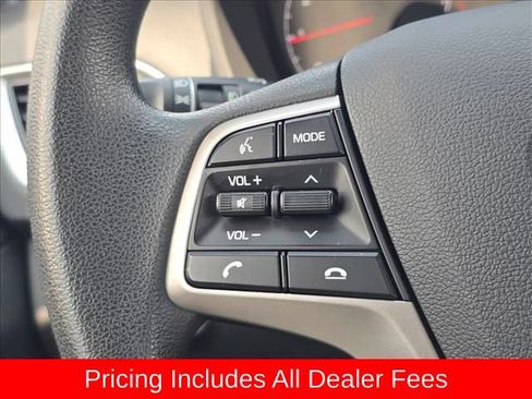 Used 2022 Hyundai Accent SEL FWD image 17