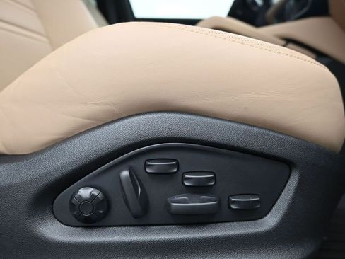 Certified 2026 Porsche Cayenne E-Hybrid Coupe AWD/4WD image 15