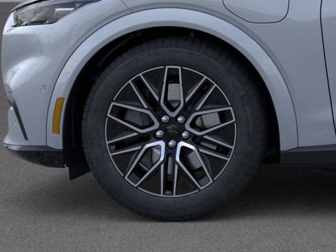 New 2025 Ford Mustang Mach-E Premium image 19