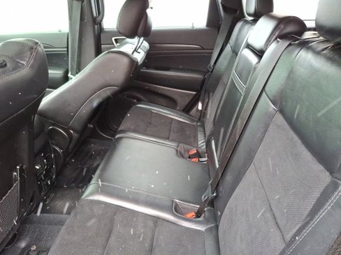 Used 2018 Jeep Grand Cherokee Altitude image 13